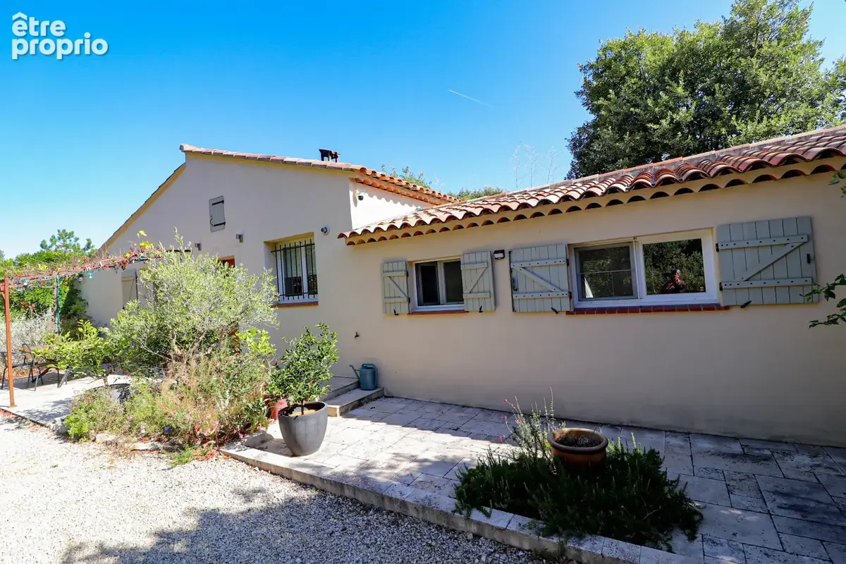 Villa plain pied 105m2 avec piscine et dependances - photo 5