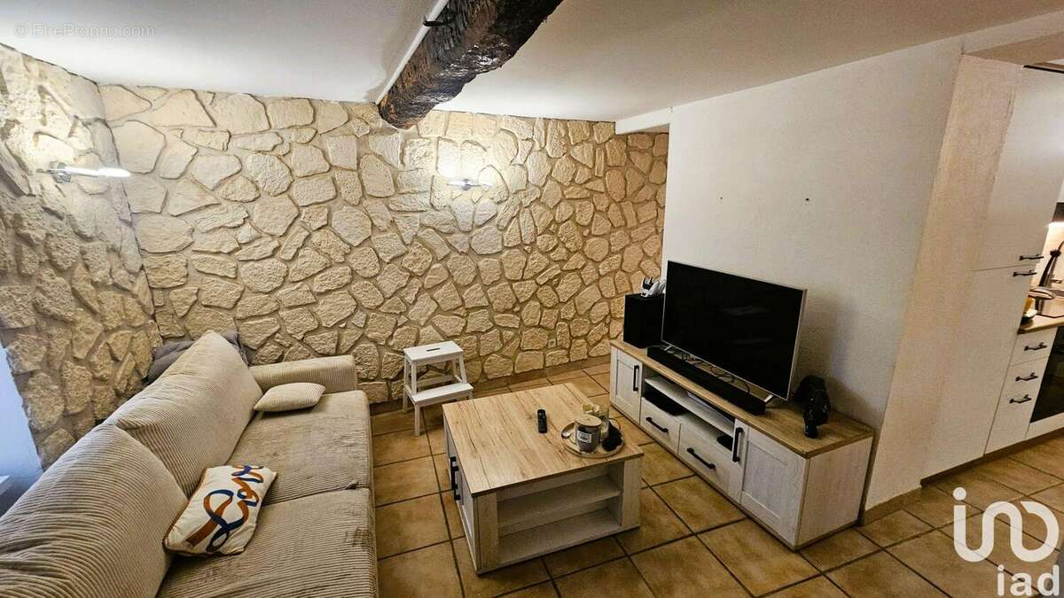 Photo 2 - Maison à FAUGERES