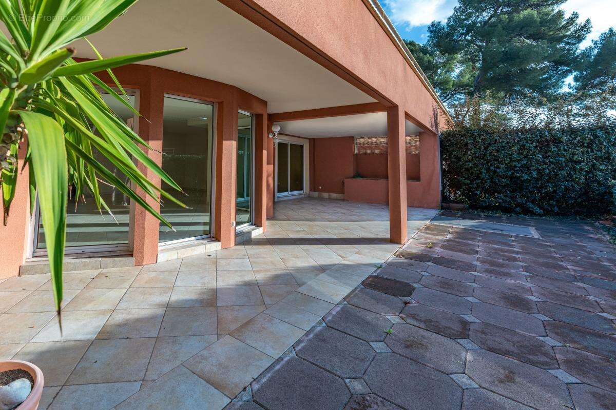 Appartement à SANARY-SUR-MER