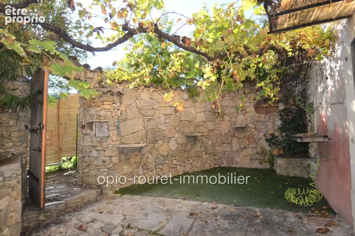 Maison 4 pièces 105 m² à vendre à Le Rouret (06650) - photo 6