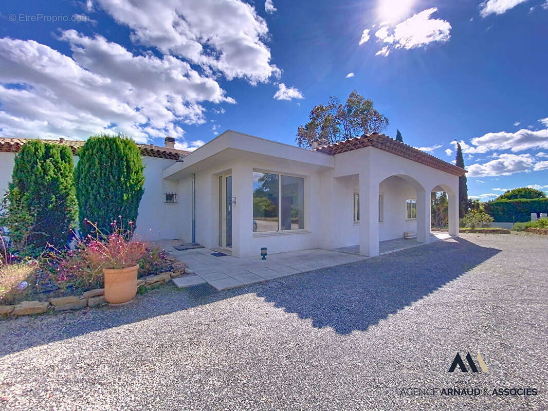 Maison à LA CADIERE-D'AZUR