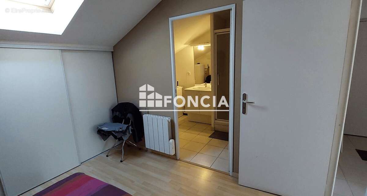 Appartement à VIZILLE