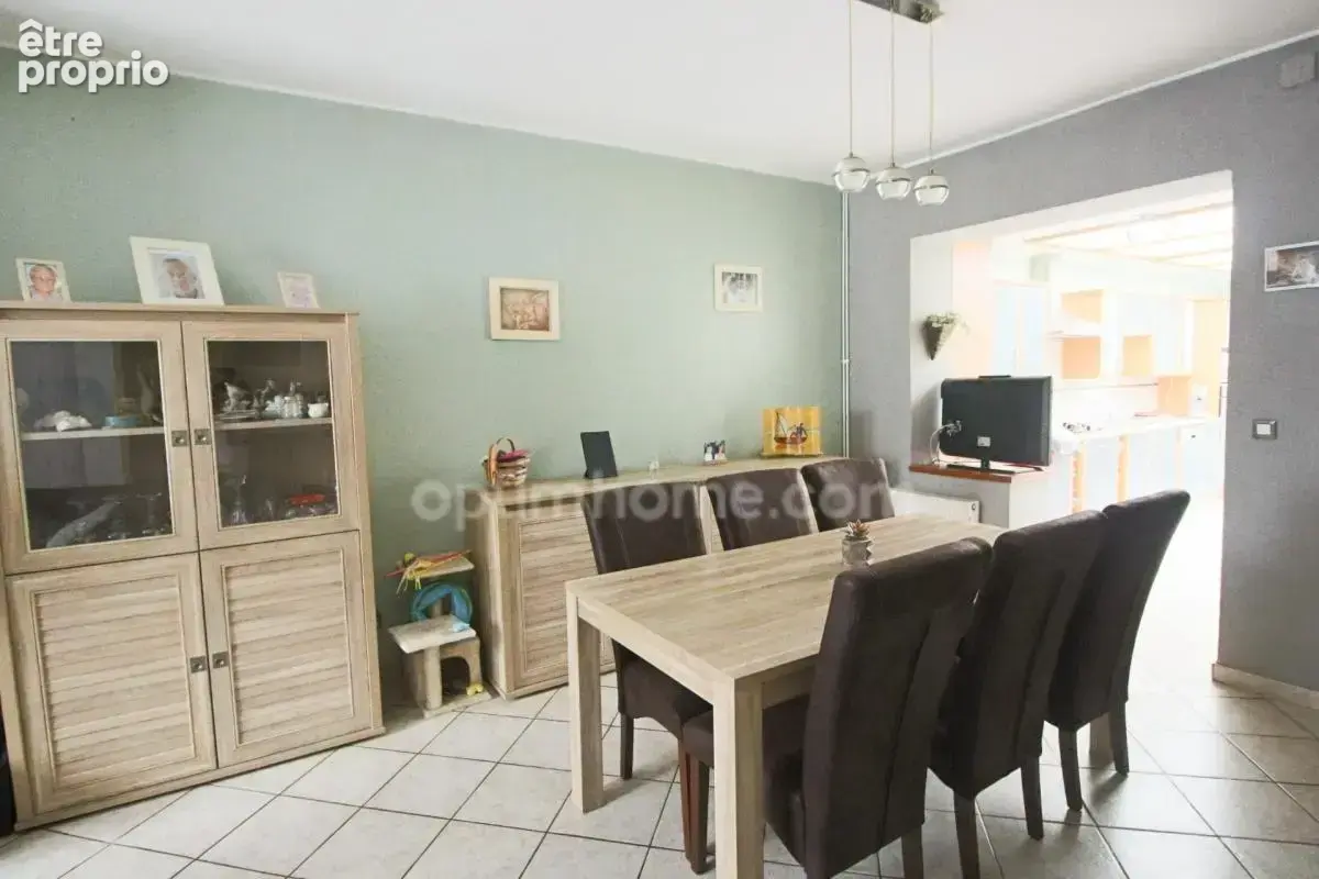 Hem – Maison 1900 rénovée avec jardin sans vis-à-vis et dépendance - photo 3