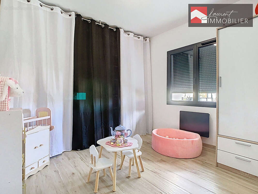 À vendre Villa récente de plain-pied à Simandre - photo 17