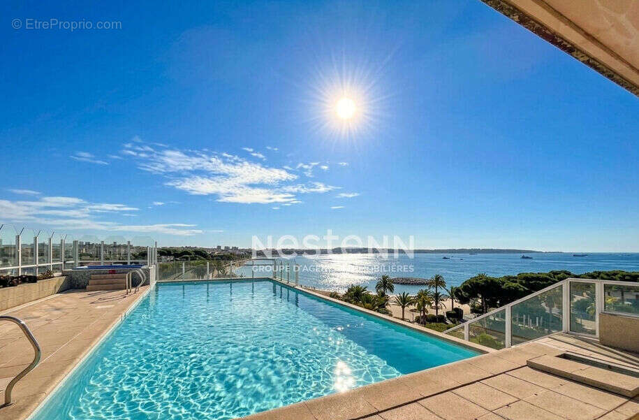 Golfe-juan - 2 pièces - 50m2 - vue mer - piscine - grande terrasse - garage - photo 2