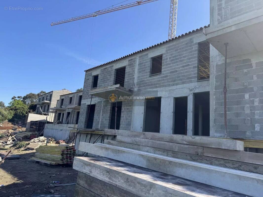 Appartement à OLETTA