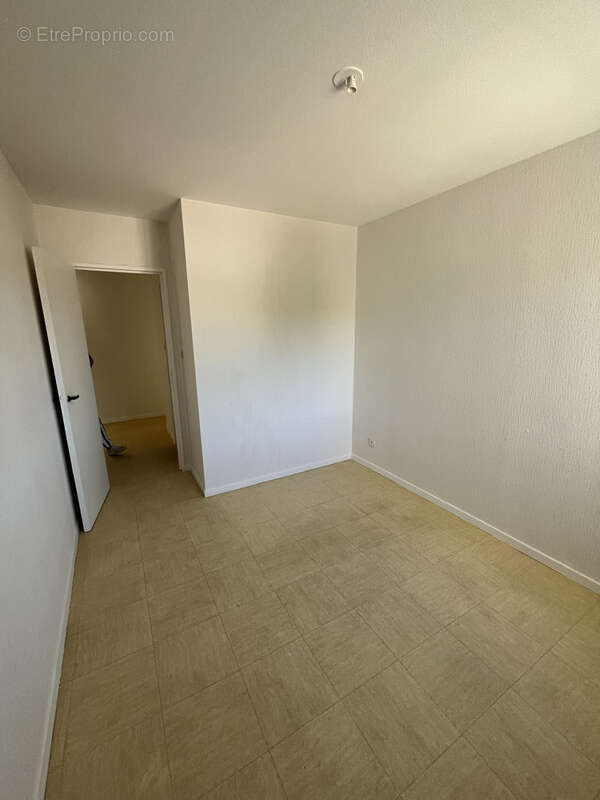 Appartement à PORT-DE-BOUC