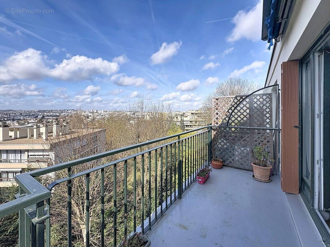 Appartement à L'HAY-LES-ROSES