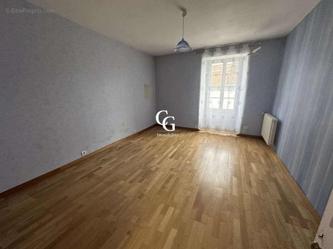 Maison à VIEILLEVIGNE