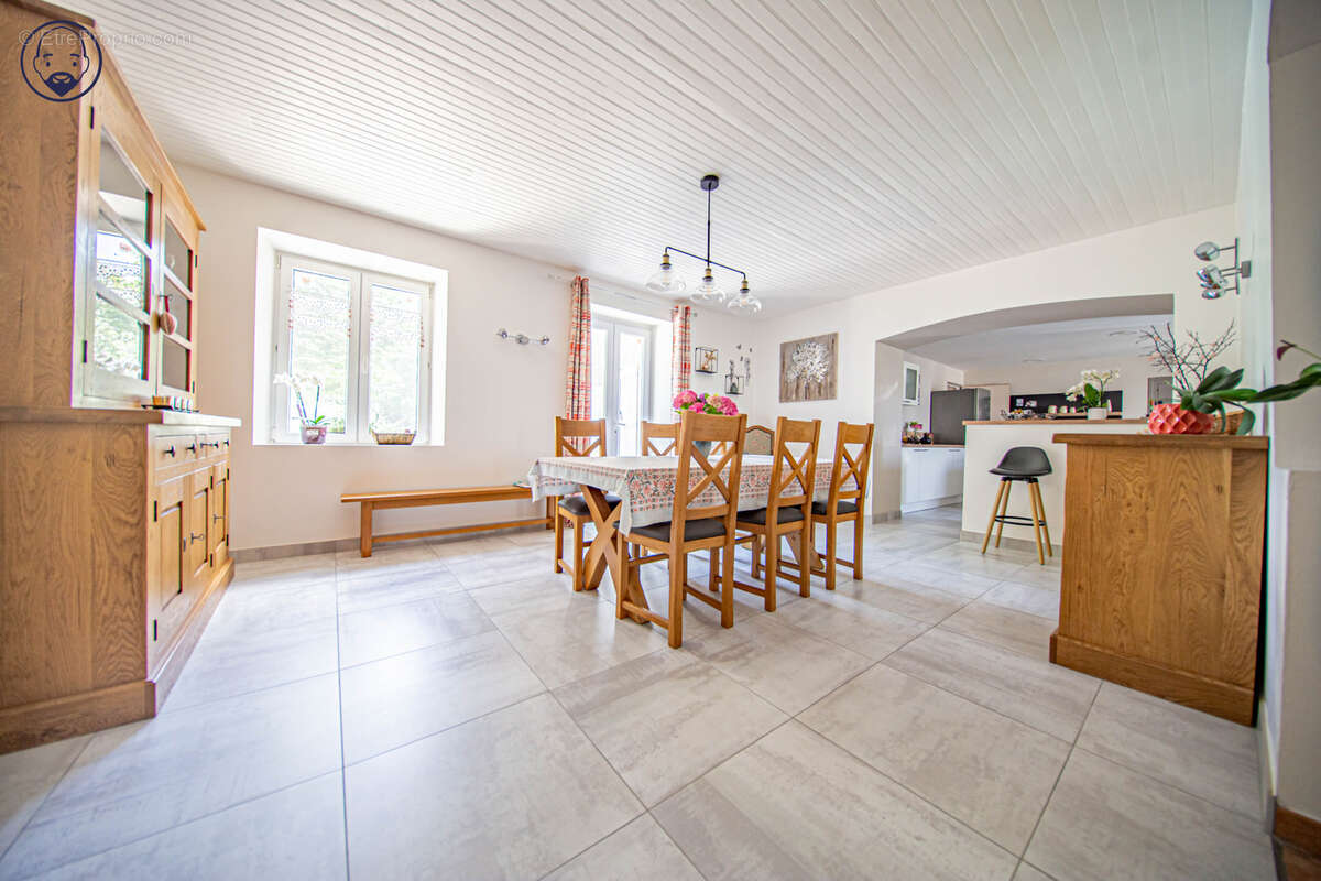 Grande maison de village rénovée avec goût, située sur l'axe Commercy/Ligny-en-Barrois - photo 7
