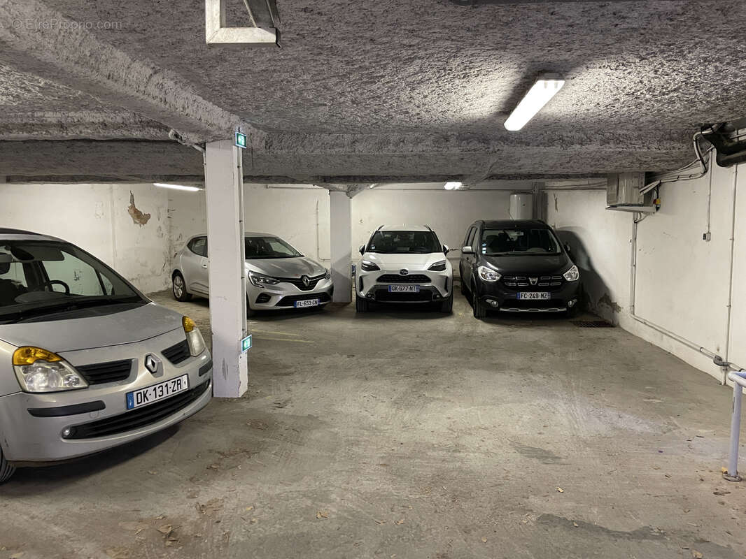 Appartement à BORMES-LES-MIMOSAS