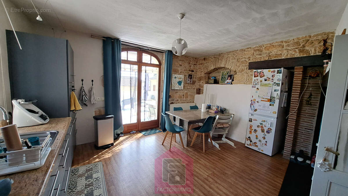 Maison à PUY-L'EVEQUE