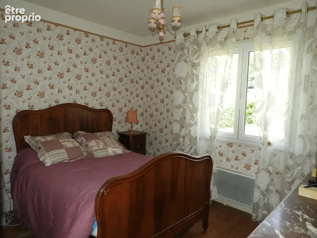 Maison de type V avec annexe dans 2040m2 de terrain. - photo 4