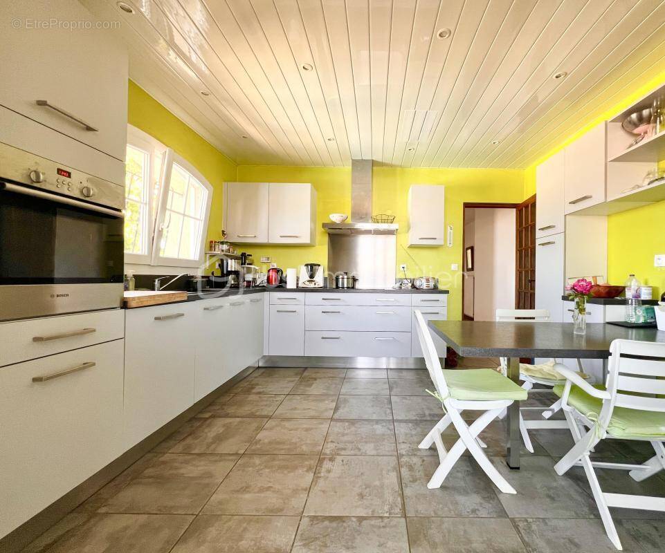 Maison à THEZAN-LES-BEZIERS