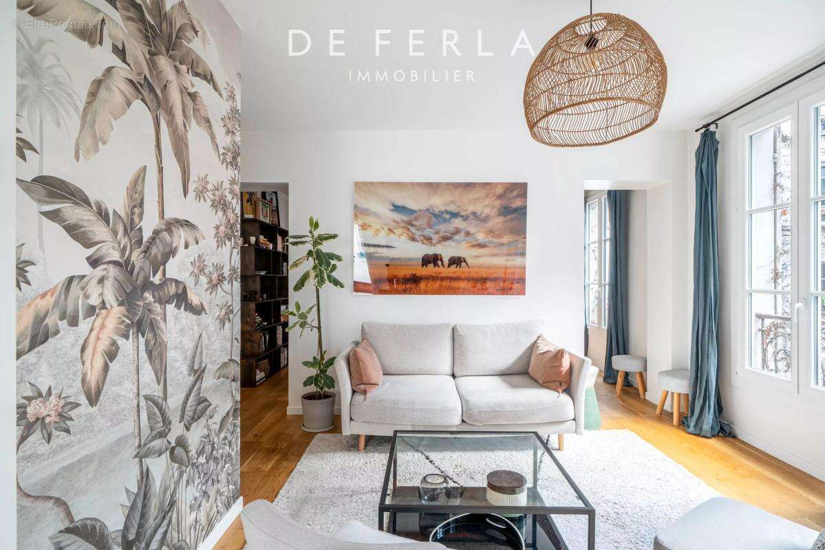 Appartement à PARIS-17E