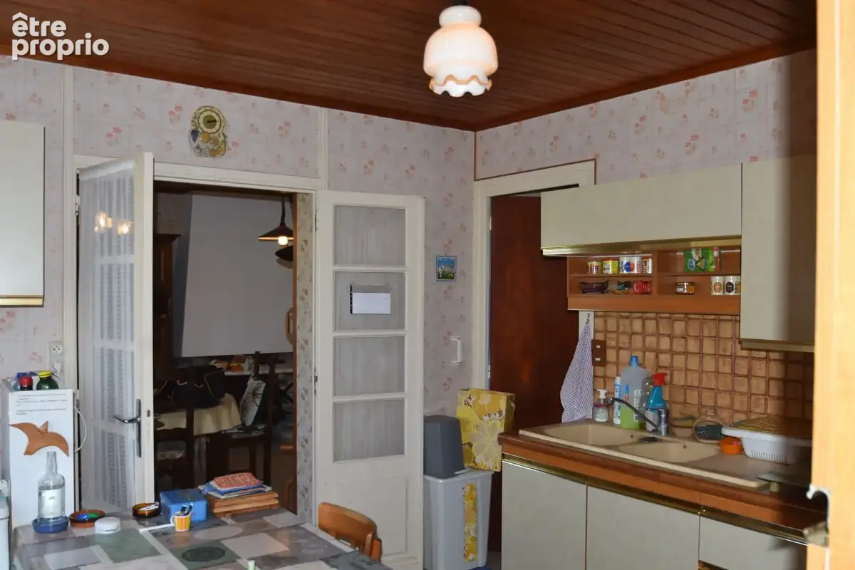 Ile d'Oléron, Maison à vendre 6 pièces SAINT PIERRE D'OLERON (17) 210 000€ - photo 4