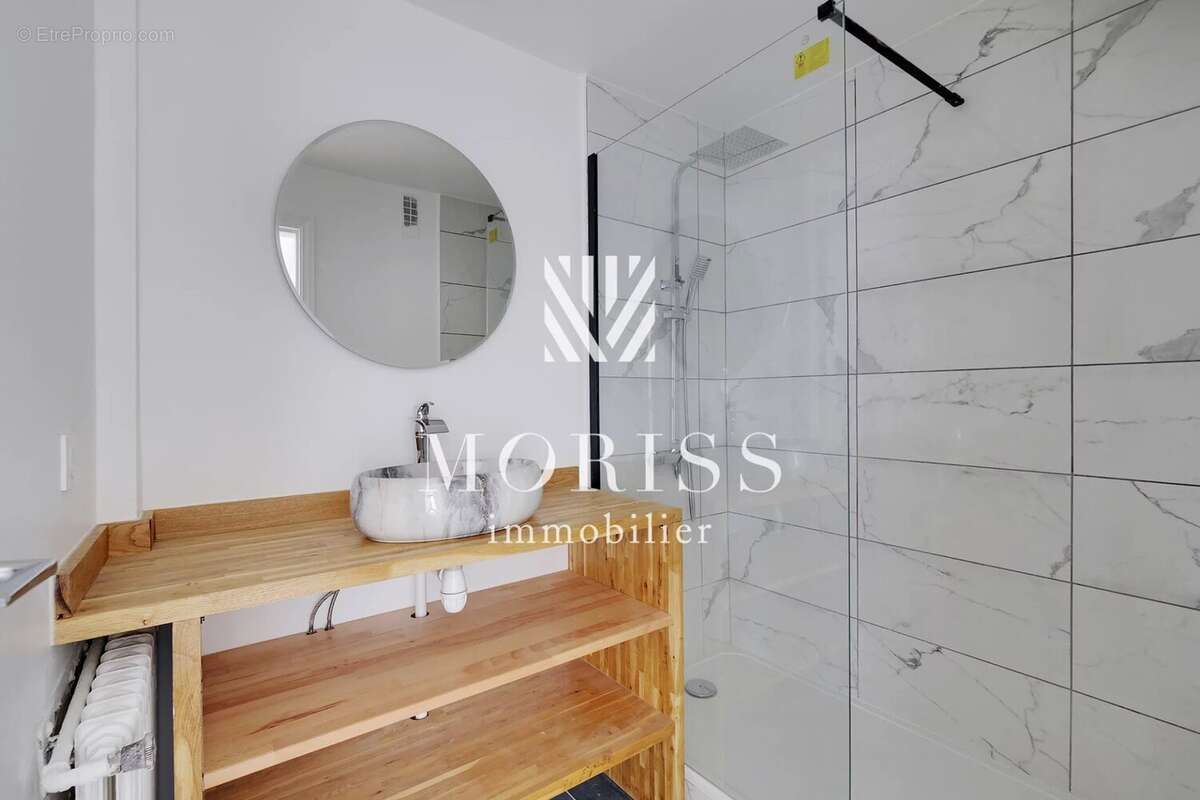 Appartement à NEUILLY-SUR-SEINE