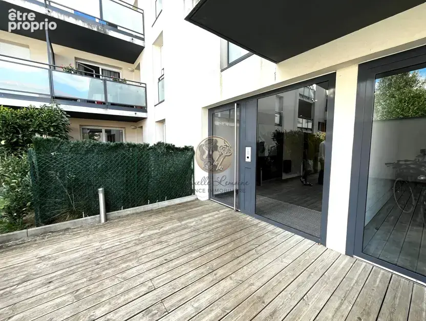 Produit rare à Marcy-l’Étoile   T3 traversant avec deux jardins Privatifs, piscine et double garage - photo 18