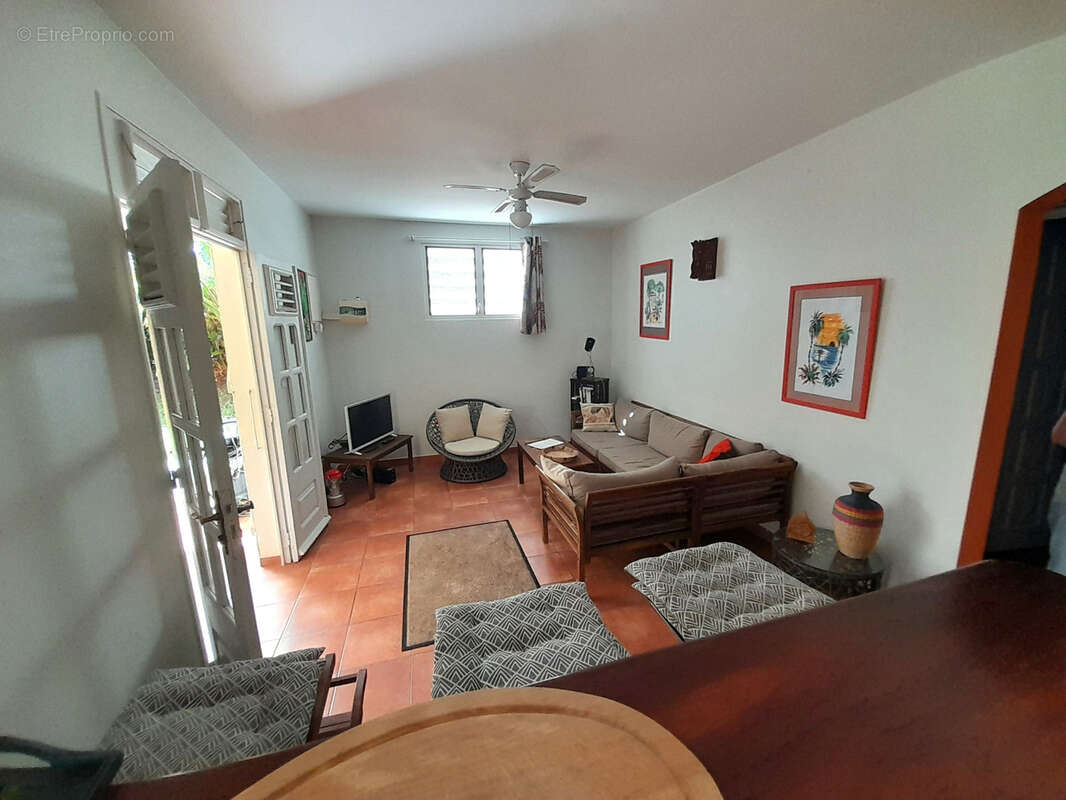 Maison à LES TROIS-ILETS