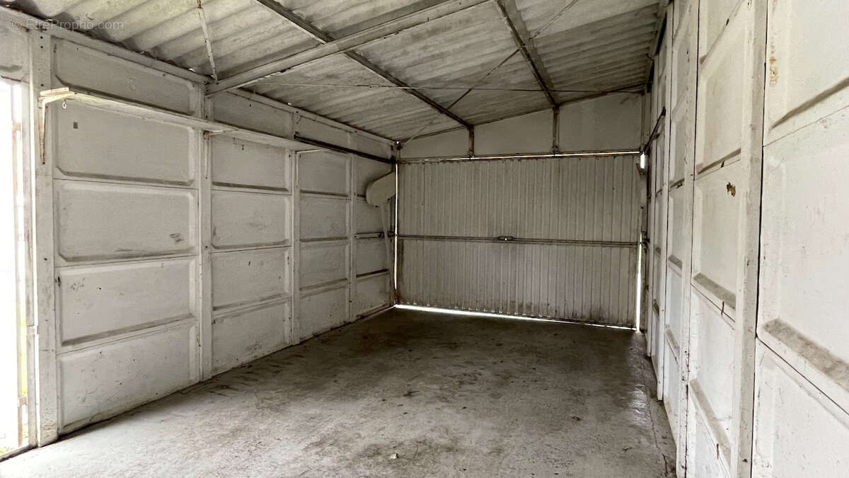 Maison à LA FERRIERE-SUR-RISLE