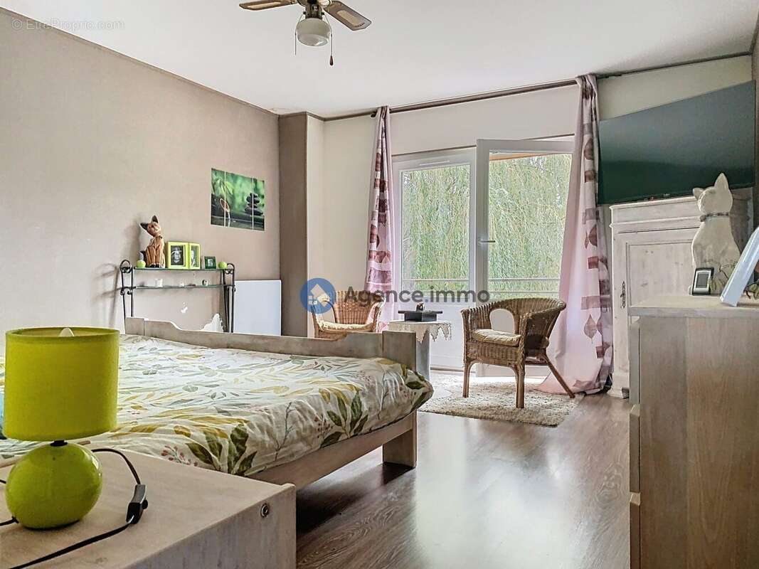 Maison à CHATEAU-LA-VALLIERE