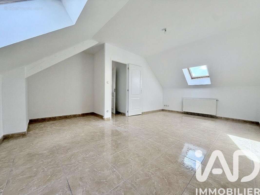 Photo 7 - Maison à CHAMPFORGEUIL