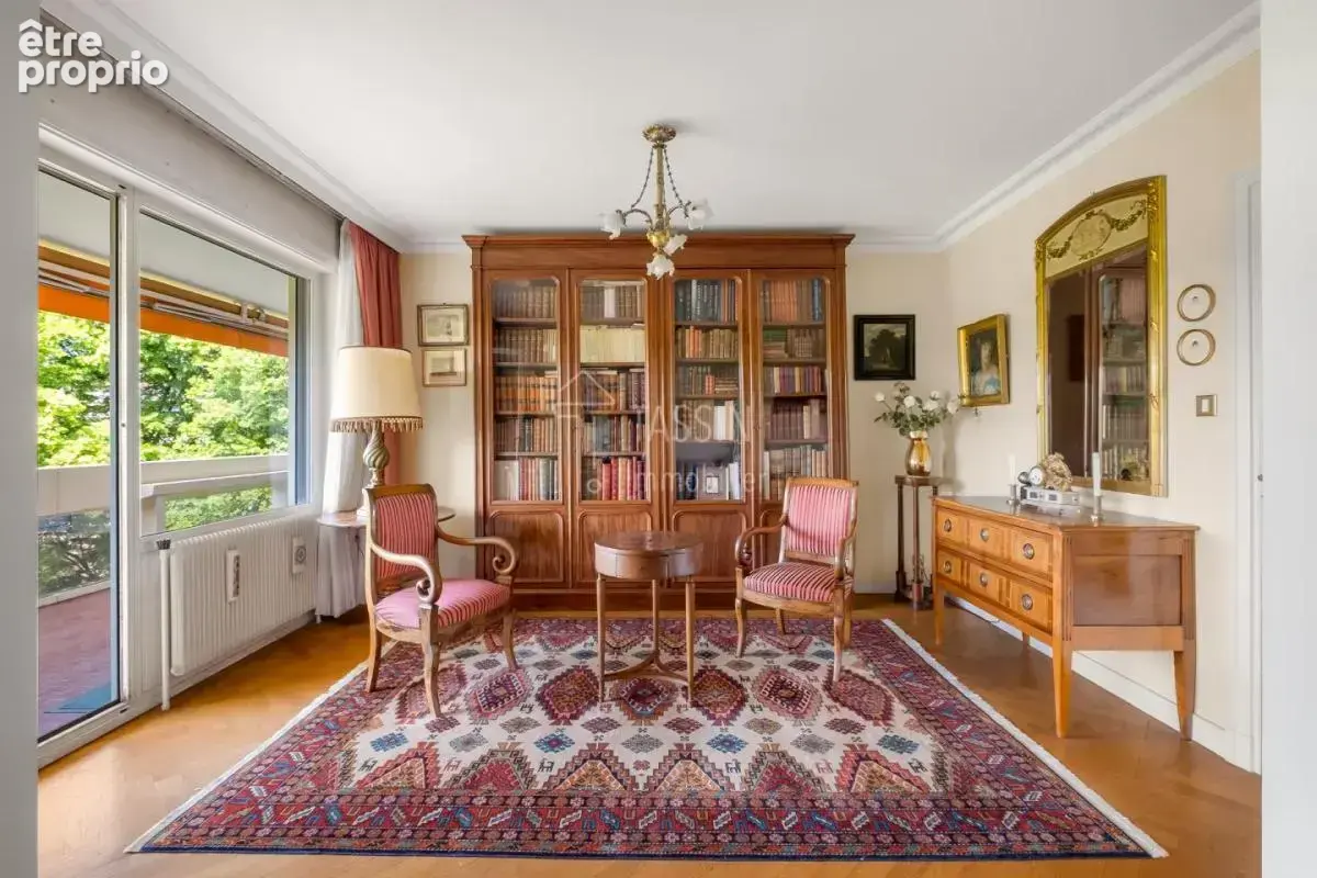 Écully - Appartement Pitance traversant, avec vue dégagée - photo 8
