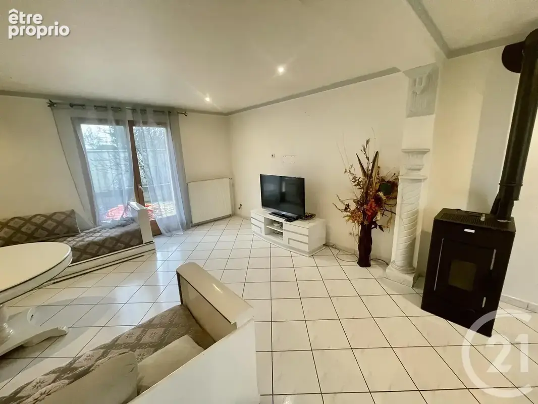 Maison 6 pièces 120 m² à vendre à Thieux (77230) - photo 4