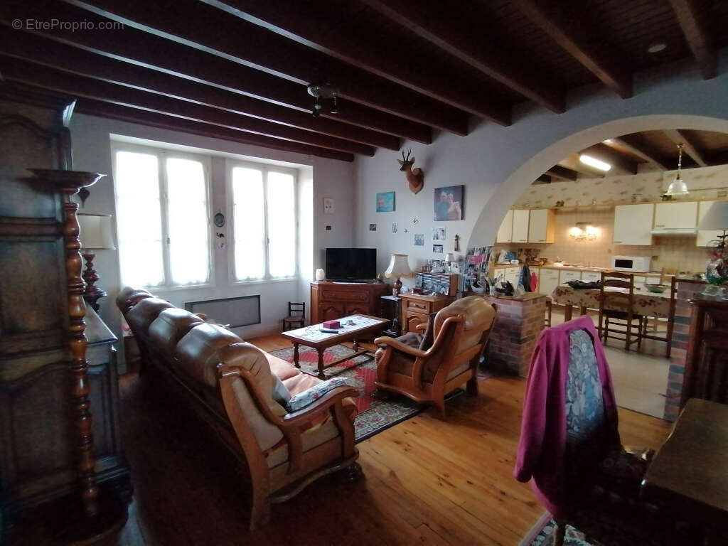 Maison à RAZAC-SUR-L'ISLE