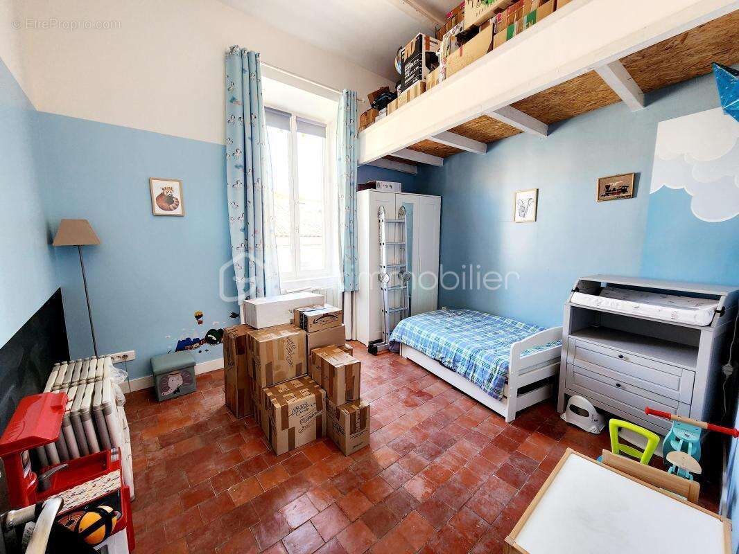 Appartement à CADENET