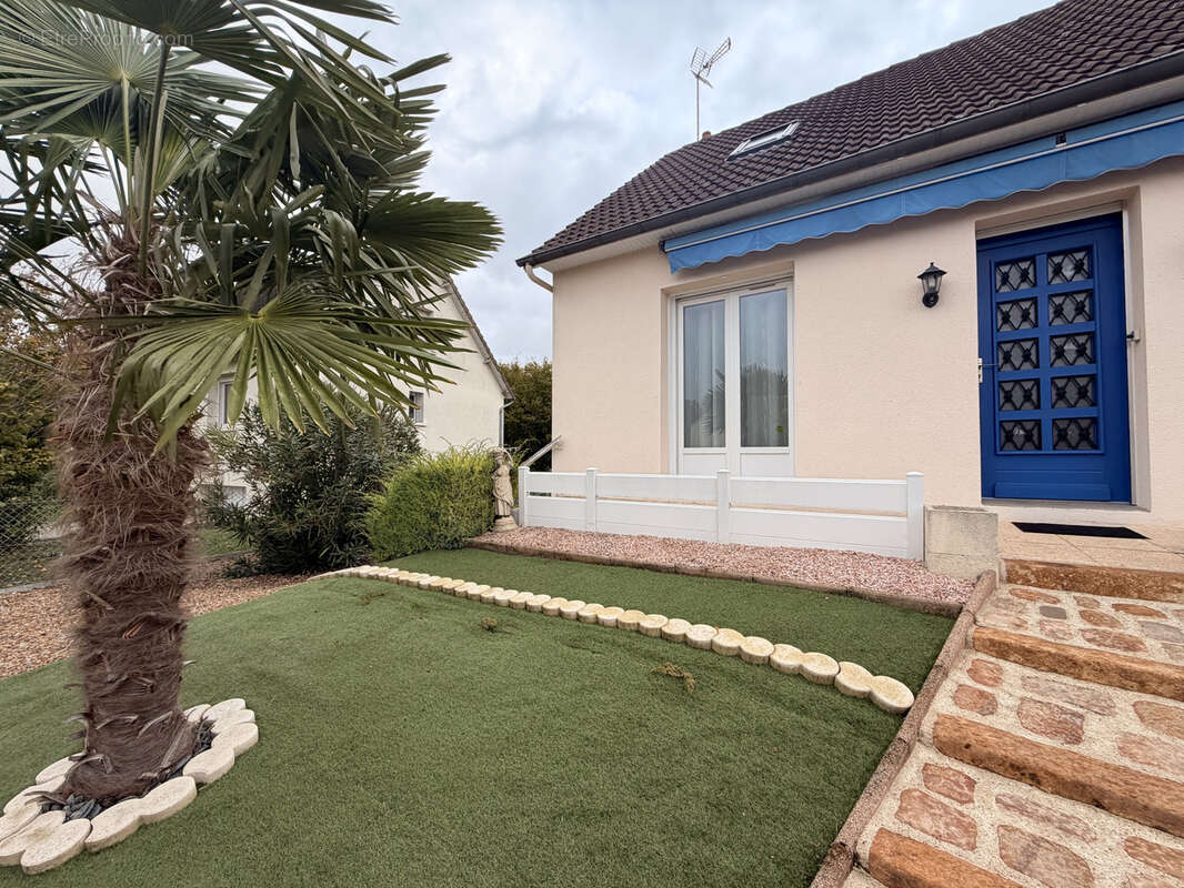 Maison à LA FERTE-BERNARD