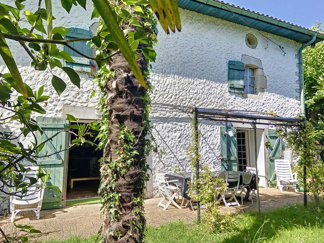 Maison à SAINT-MARTIN-DE-SEIGNANX