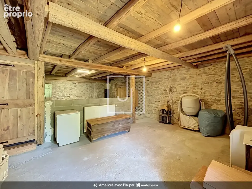 Ancien corps de ferme rénové avec dépendances et 3 400 m2 de terrain - photo 32
