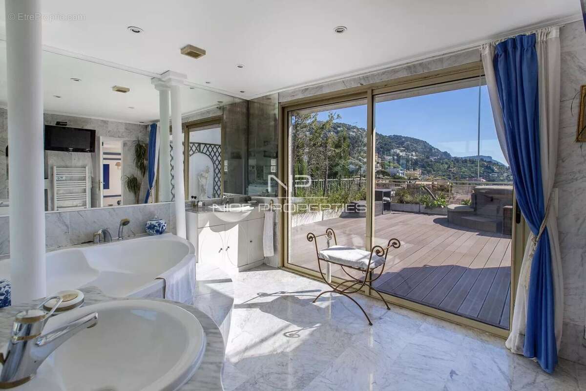 Maison à VILLEFRANCHE-SUR-MER