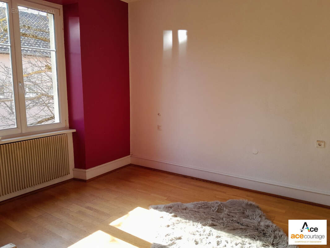 Maison à SOULTZ-HAUT-RHIN