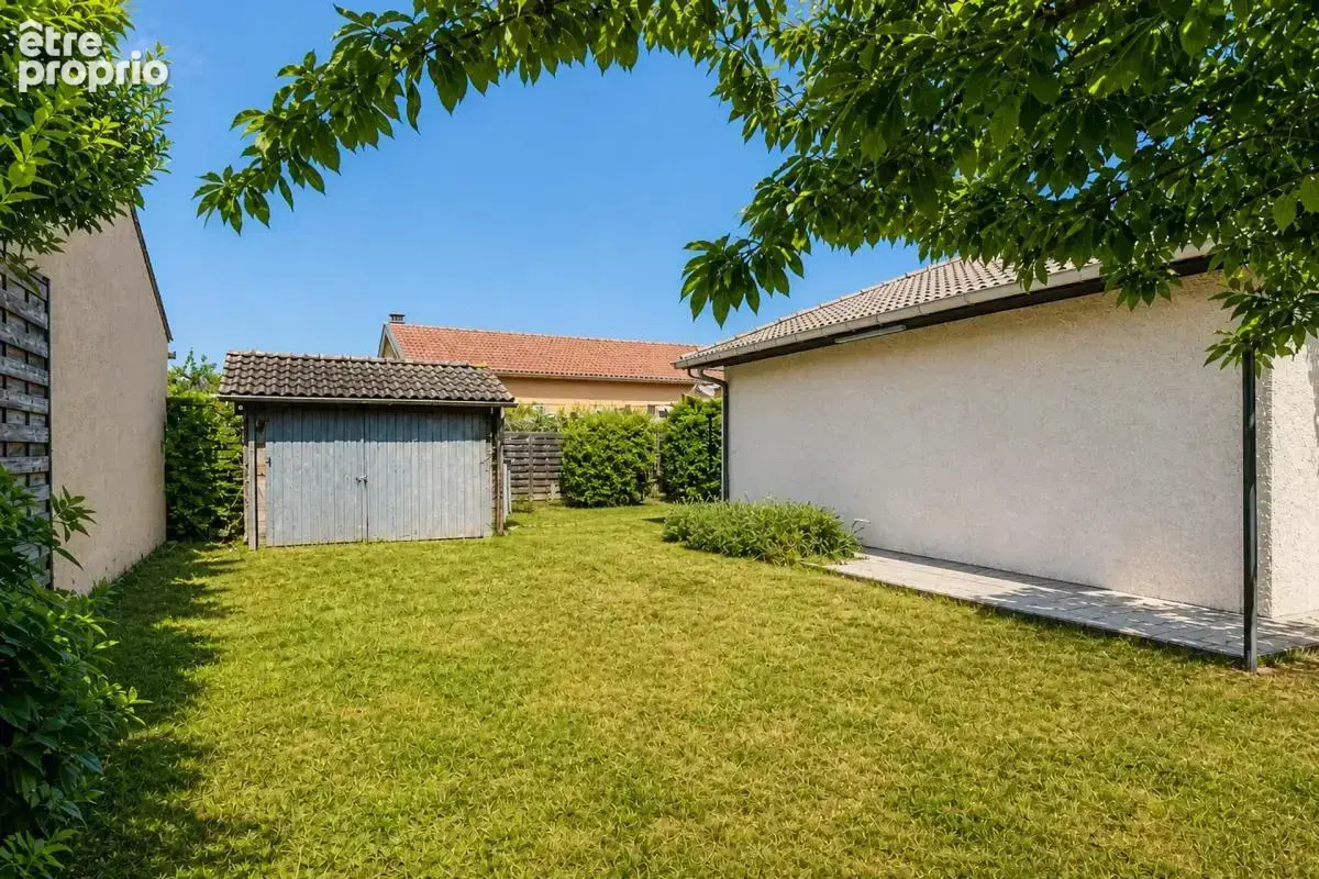 Maison de 7 pièces de 113 m² à Les Roches-de-Condrieu - photo 23