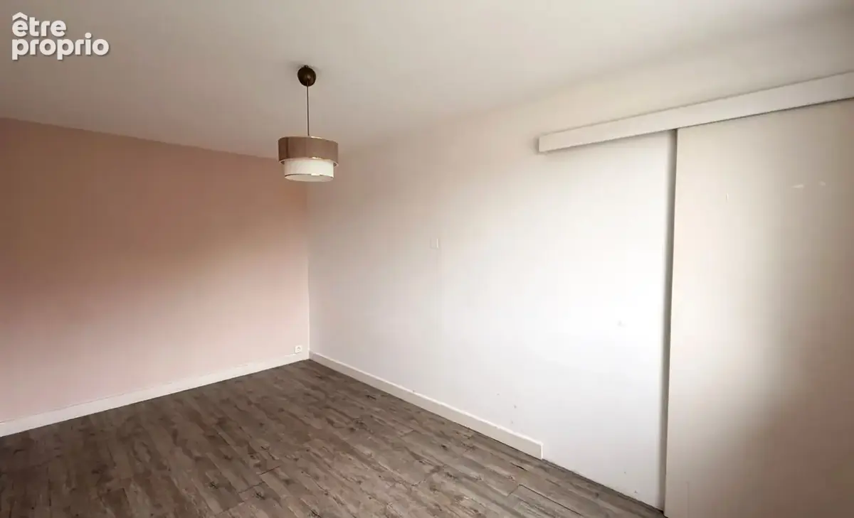 Appartement 73 m2, 3 chambres, balcon et cave - photo 5