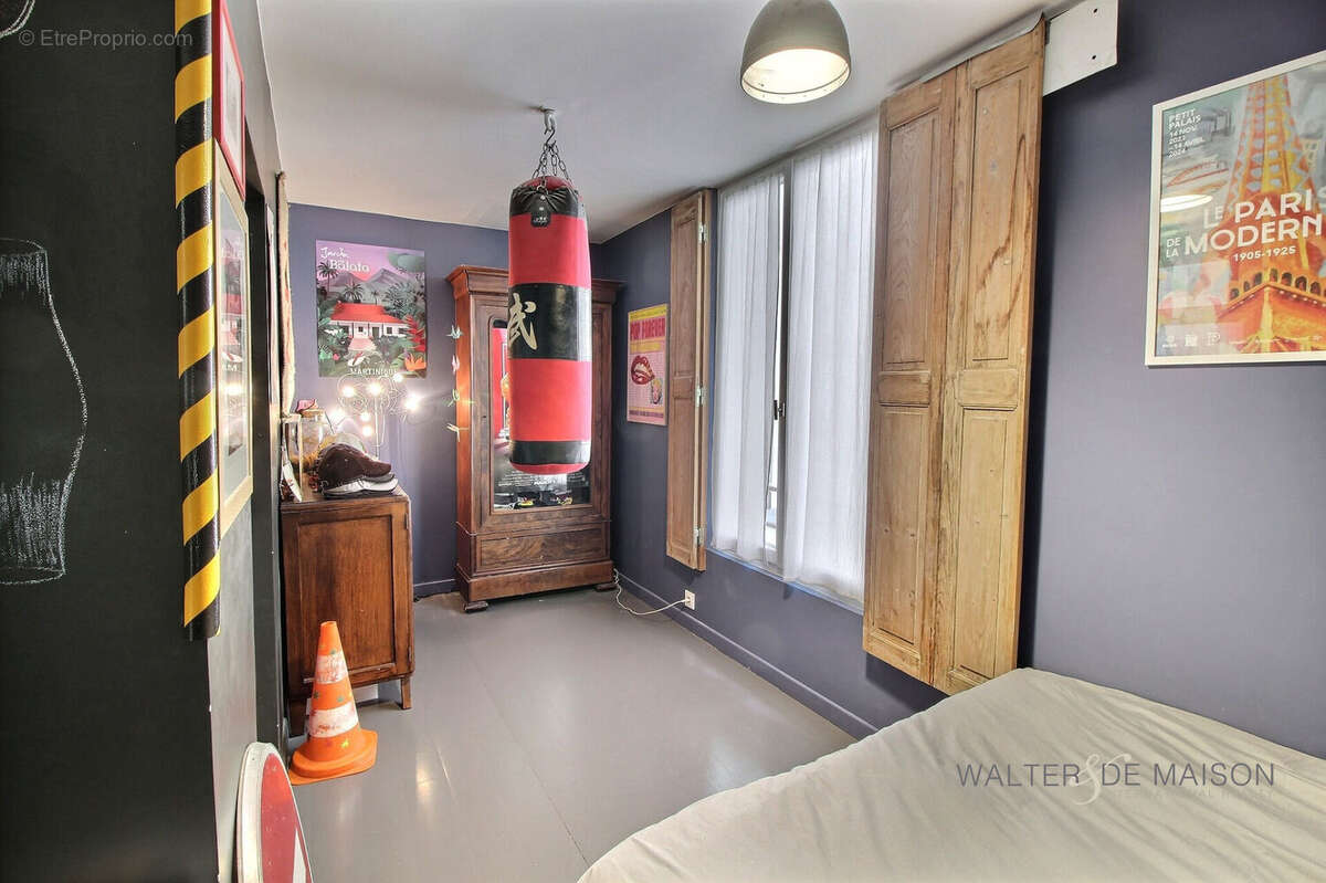 Appartement à PARIS-11E