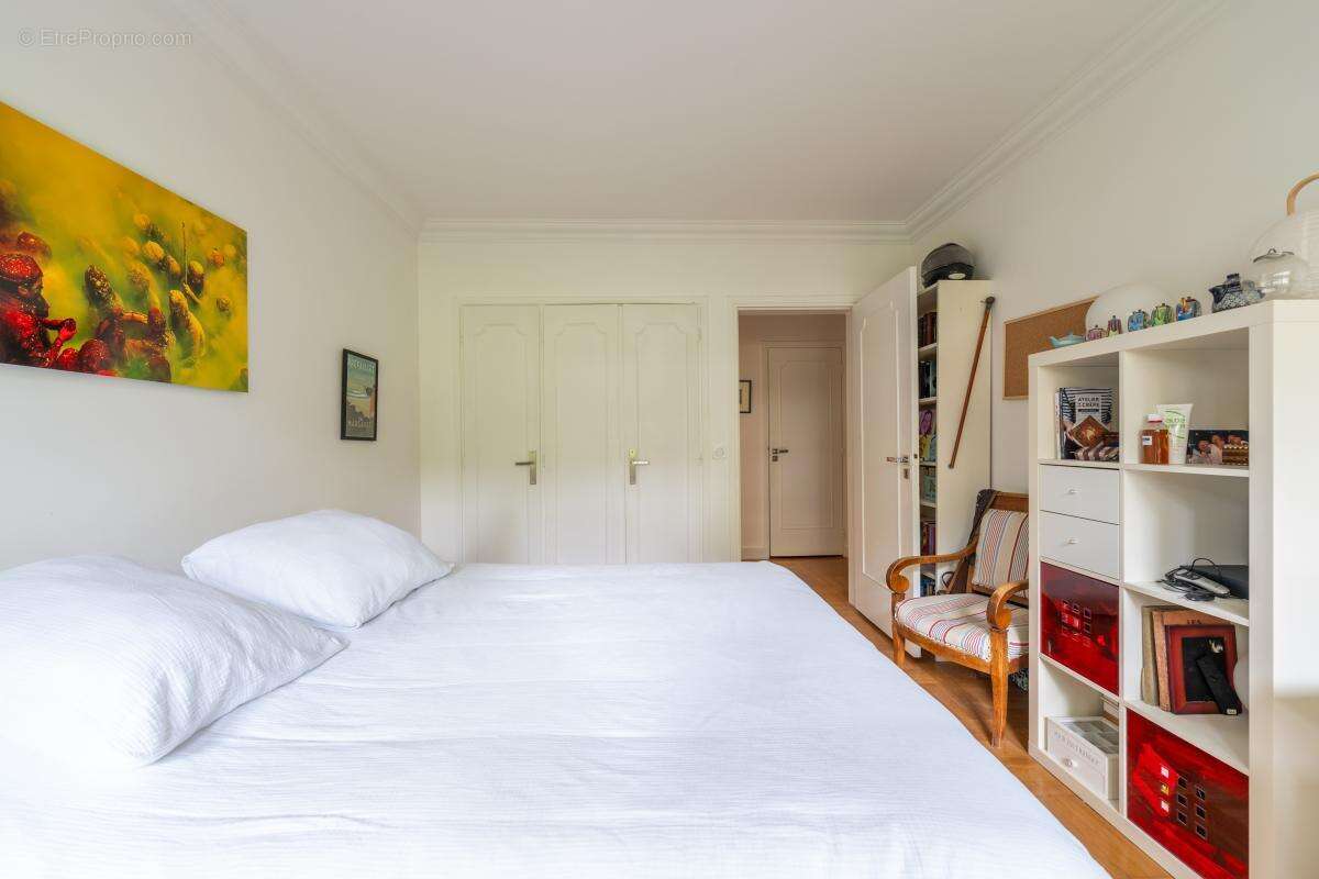 Appartement à VILLE-D'AVRAY