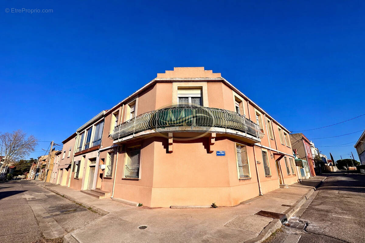 Appartement à PORT-DE-BOUC