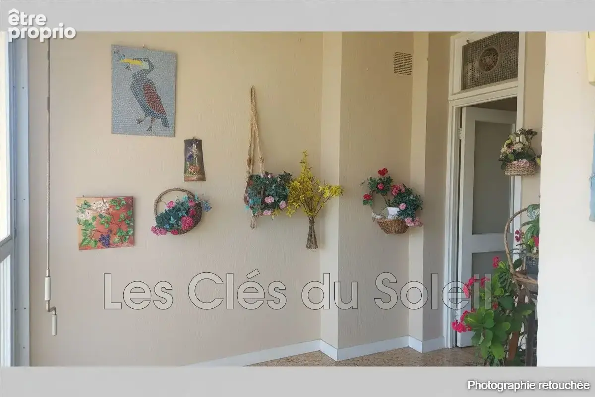 Appartement 4 pièces 70 m² à vendre à Toulon (83100) - photo 2