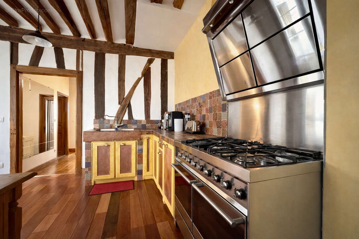 Appartement à PARIS-2E