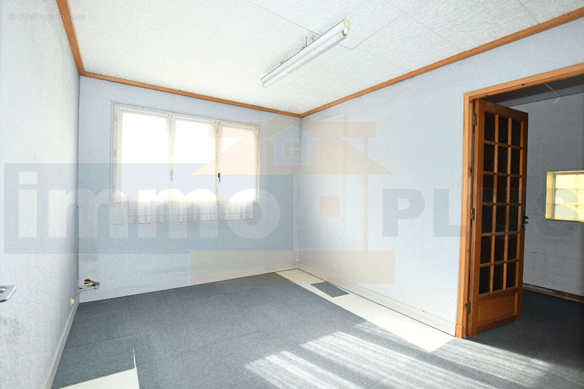 Maison à FONTENAY-LE-FLEURY