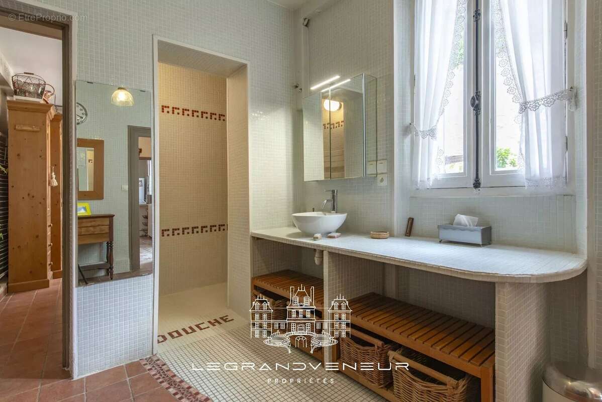 Maison à MILLY-LA-FORET