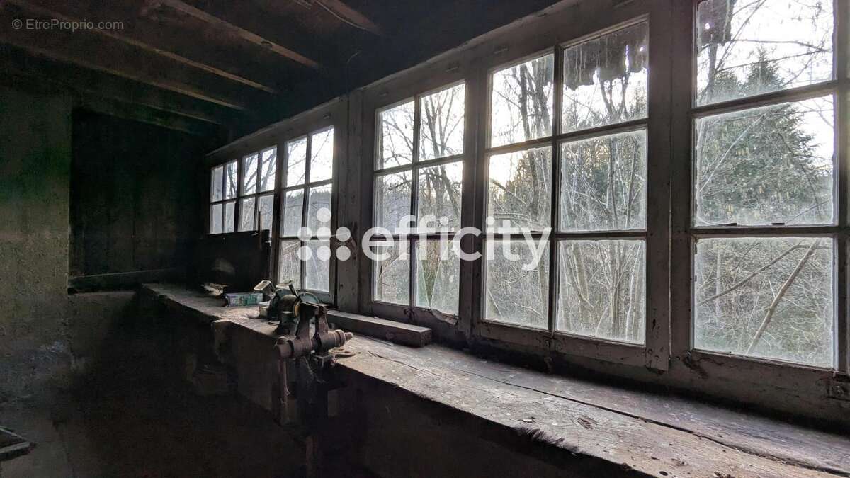 Maison à SAINT-REMY-SUR-DUROLLE