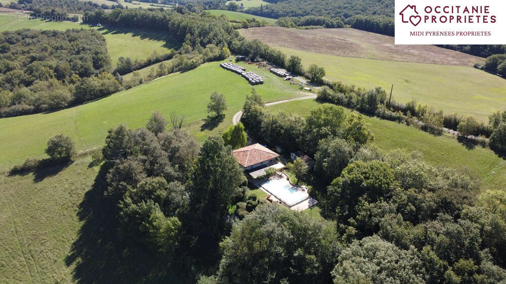 Maison à VILLEFRANCHE