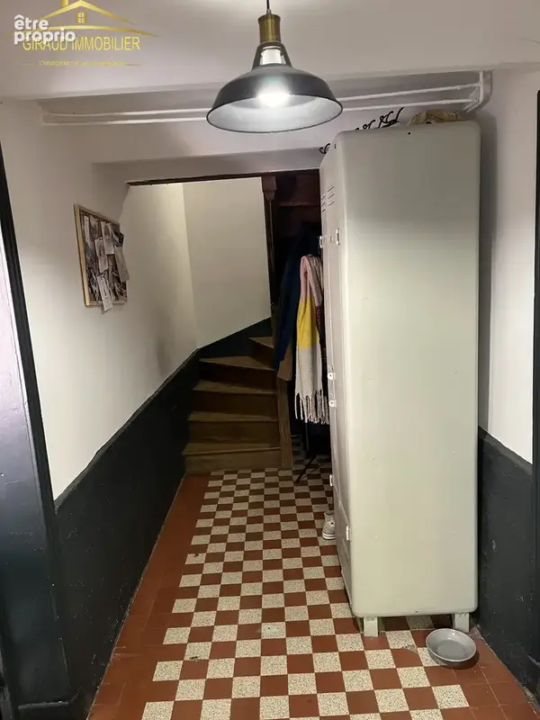Coutouvre-maison de village - photo 8