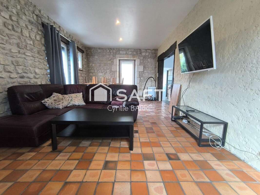 Photo 4 - Appartement à RUELLE-SUR-TOUVRE