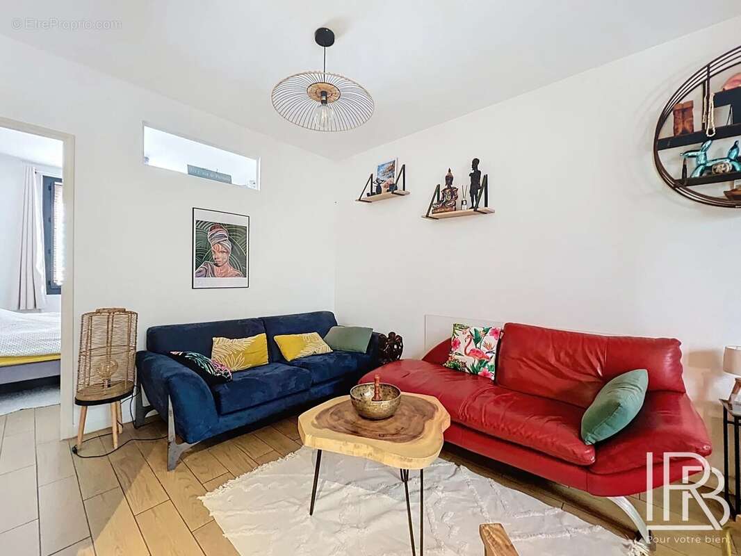 Appartement à MARSEILLE-7E