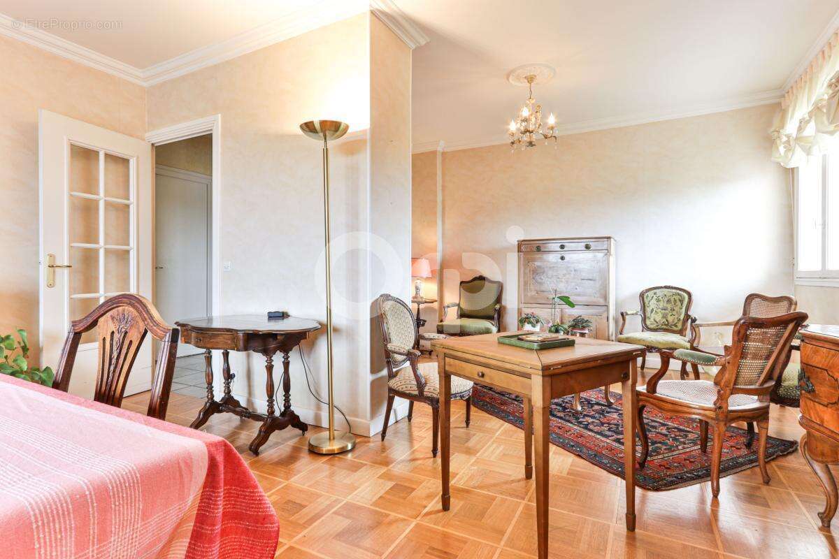 Appartement à TASSIN-LA-DEMI-LUNE